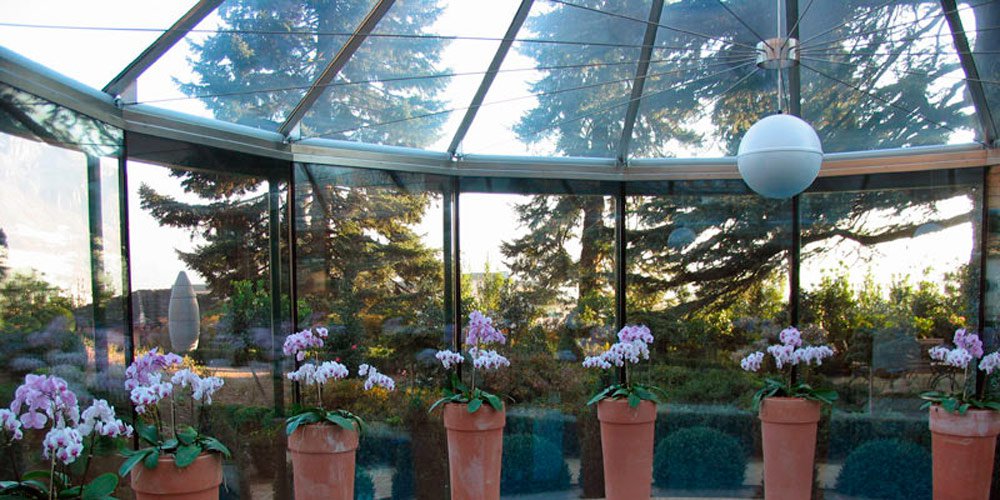 Von Haitec montierte Glasdächer schaffen lichte Transparenz 
